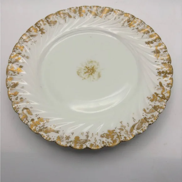 Salesman Limoges Elegant White Porcelain Plate - Picture 2 of 12